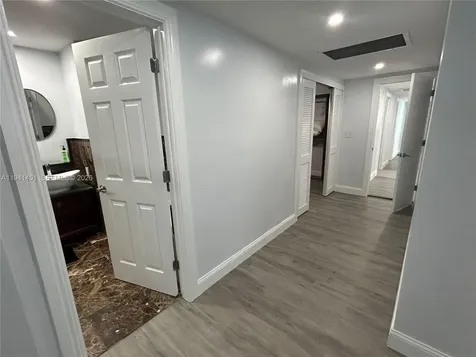 4001 S Ocean Drive Hollywood FL 33019