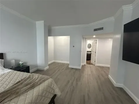 4001 S Ocean Drive Hollywood FL 33019