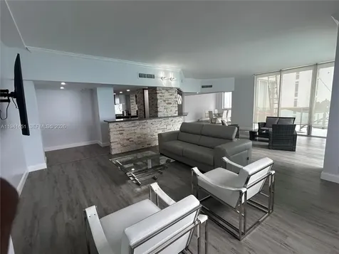 4001 S Ocean Drive Hollywood FL 33019
