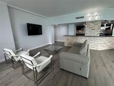 4001 S Ocean Drive Hollywood FL 33019