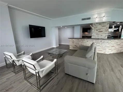 4001 S Ocean Drive Hollywood FL 33019