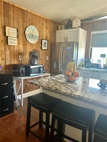 186 W Avenue A Key Largo FL 33037