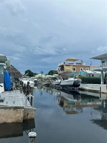 186 W Avenue A Key Largo FL 33037