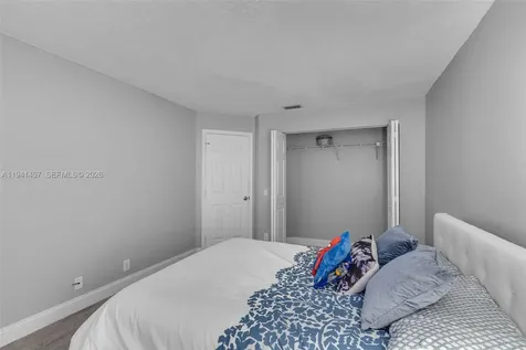 714 Heritage Drive Weston FL 33326