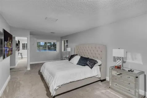 714 Heritage Drive Weston FL 33326