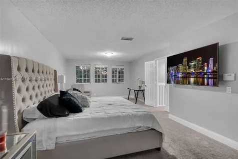 714 Heritage Drive Weston FL 33326
