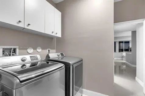 714 Heritage Drive Weston FL 33326