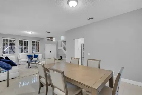 714 Heritage Drive Weston FL 33326