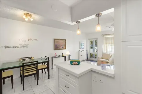 1018 Durham A Deerfield Beach FL 33442