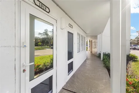1018 Durham A Deerfield Beach FL 33442