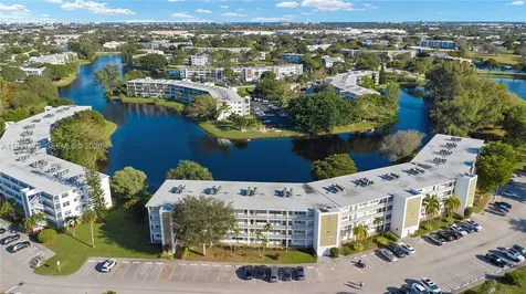 1018 Durham A Deerfield Beach FL 33442