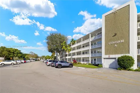 1018 Durham A Deerfield Beach FL 33442