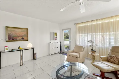 1018 Durham A Deerfield Beach FL 33442