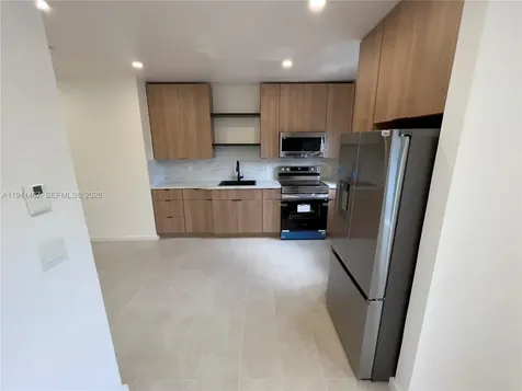 418 NW 9th Avenue Miami FL 33128