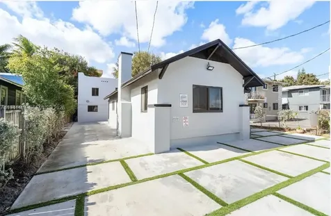 418 NW 9th Avenue Miami FL 33128