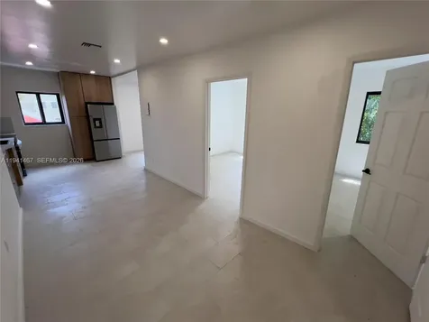418 NW 9th Avenue Miami FL 33128