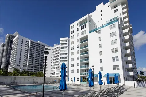 5001 Collins Avenue Miami Beach FL 33140