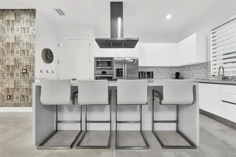 10055 NW 77th Street Doral FL 33178