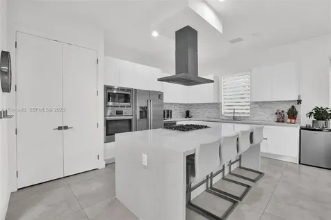 10055 NW 77th Street Doral FL 33178