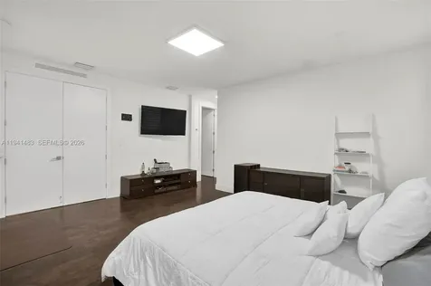 10055 NW 77th Street Doral FL 33178