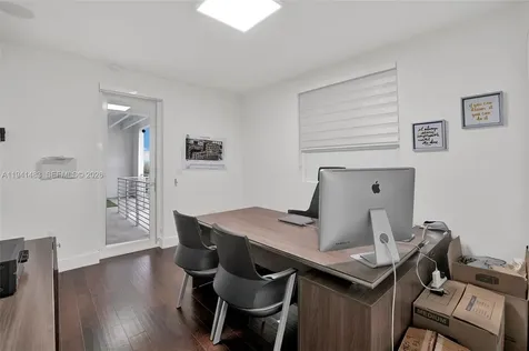 10055 NW 77th Street Doral FL 33178