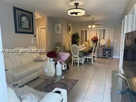 4620 SW 31st Drive West Park FL 33023