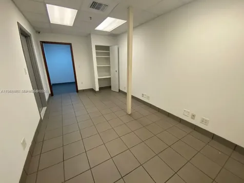 8578 NW 61st Street Miami FL 33166