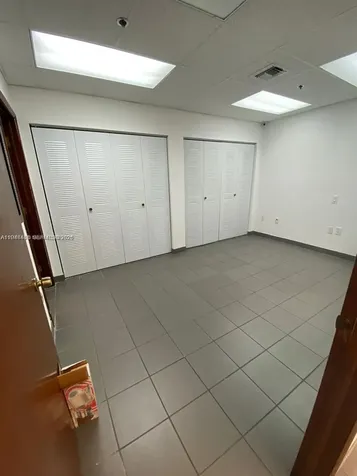 8578 NW 61st Street Miami FL 33166