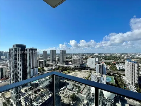 851 NE 1st Avenue Miami FL 33132