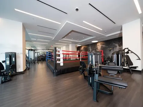 851 NE 1st Avenue Miami FL 33132