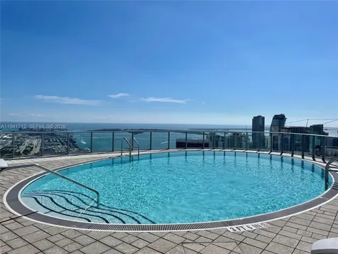 851 NE 1st Avenue Miami FL 33132