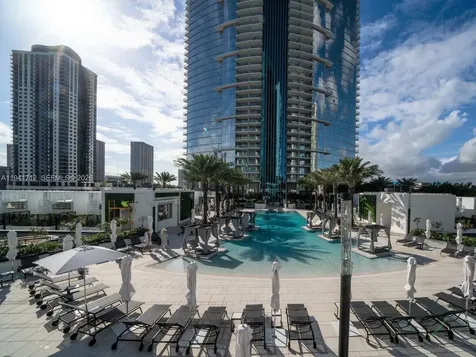 851 NE 1st Avenue Miami FL 33132