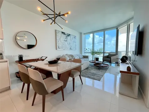 851 NE 1st Avenue Miami FL 33132