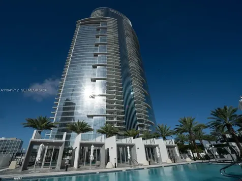 851 NE 1st Avenue Miami FL 33132