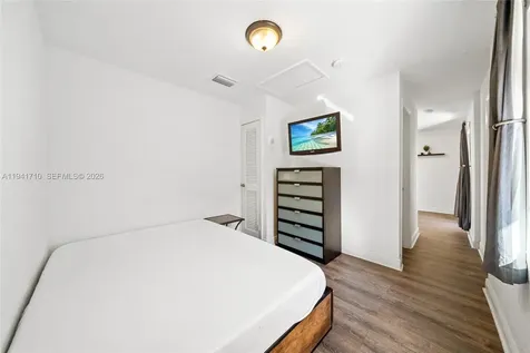 9461 SW 128th Street Miami FL 33176