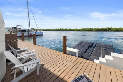 1908 N Ocean Drive Hollywood FL 33019