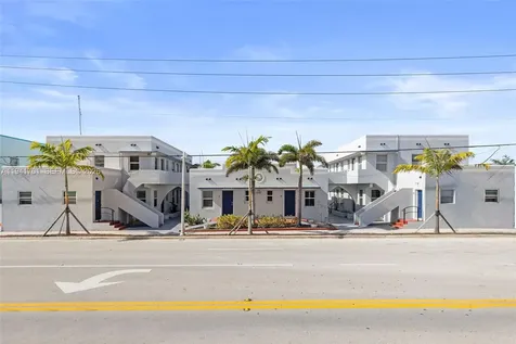 1908 N Ocean Drive Hollywood FL 33019