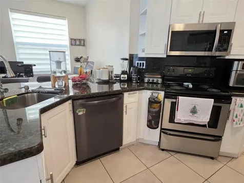 11702 SW 137th Place Miami FL 33186
