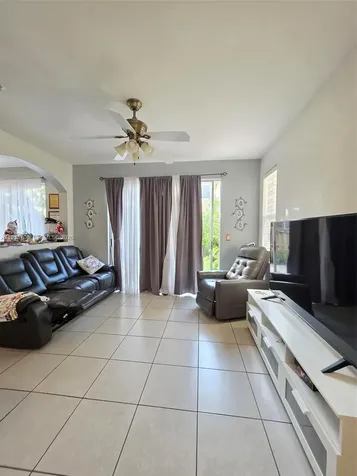 11702 SW 137th Place Miami FL 33186