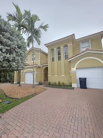 11702 SW 137th Place Miami FL 33186