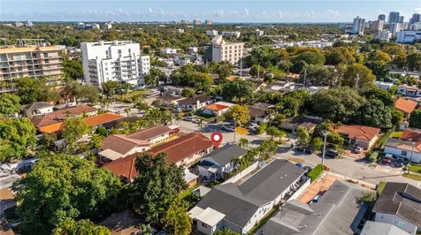 2811 SW 17th Street Miami FL 33145