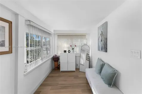 2811 SW 17th Street Miami FL 33145