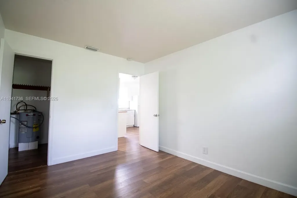 8690 Sunset Drive A Palm Beach Gardens FL 33410