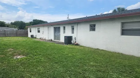 8690 Sunset Drive A Palm Beach Gardens FL 33410