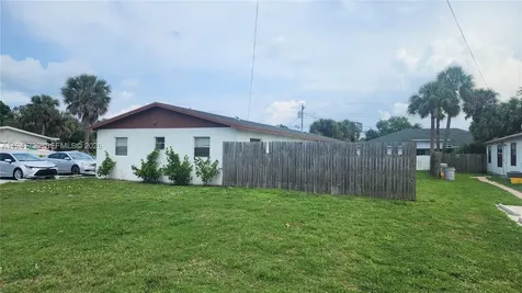 8690 Sunset Drive A Palm Beach Gardens FL 33410