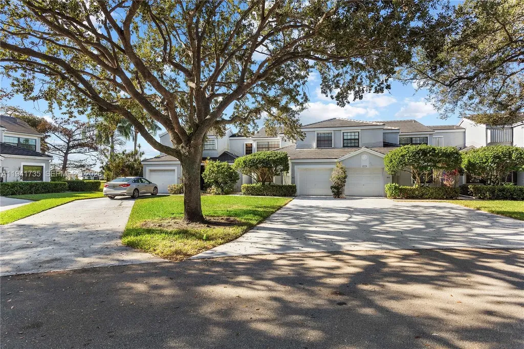 8431 NW 78th Court Tamarac FL 33321