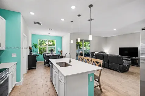 1328 Washburn Street SE Palm Bay FL 32909