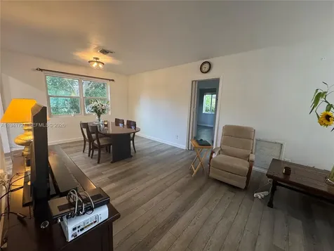 545 NE 111th Street Miami FL 33161