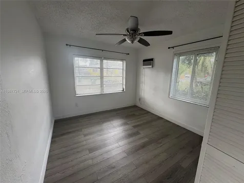 545 NE 111th Street Miami FL 33161