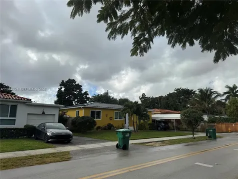 545 NE 111th Street Miami FL 33161